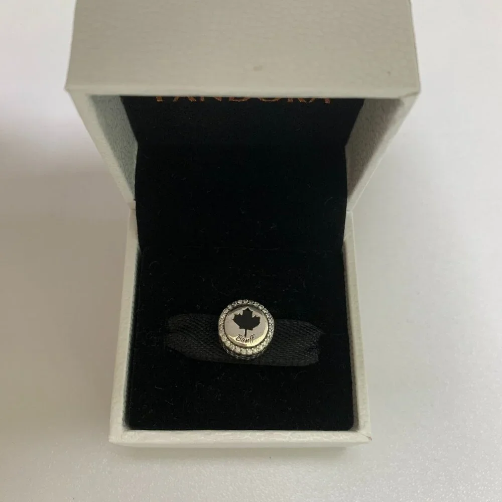 Pandora Canada Banff National Park Charm | Pandora Bead Charm - Picture 3 of 4